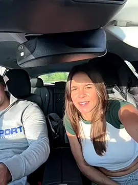 JuicyFruits93 online show from December 17, 1:17 pm