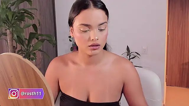 rossth1 online show from October 9, 7:34 pm