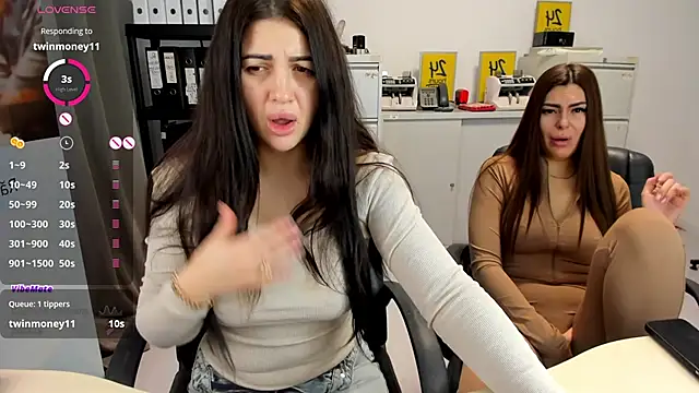 TiffanySweet online show from December 31, 8:15 am