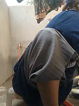 Snapshot of Simaran_bhabhi chatting on March 11, 7:26 am Simaran bhabhi online show from March 11, 7:26 am