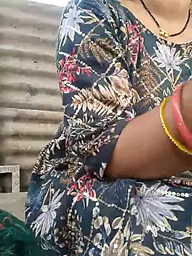 Snapshot of Simaran_bhabhi chatting on March 21, 6:49 am Simaran bhabhi online show from March 21, 6:49 am