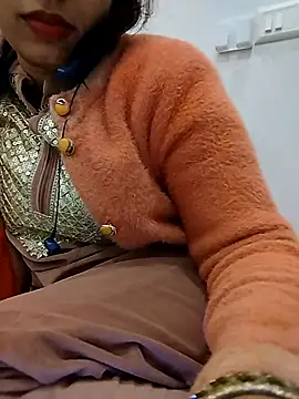 Snapshot of Simaran_bhabhi chatting on January 13, 10:31 am Simaran bhabhi online show from January 13, 10:31 am