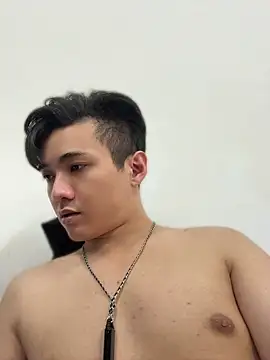 Adam XDZ online show from April 16, 10:56 pm