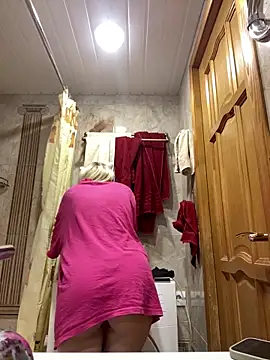 meanexx online show from February 2, 11:40 am