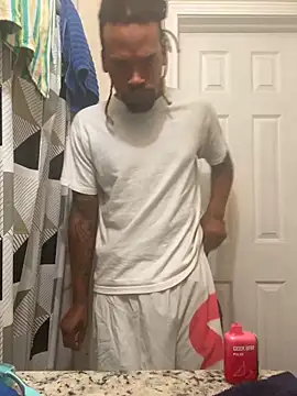 1BeautyN1Beast online show from December 4, 3:59 am