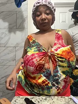 1BeautyN1Beast online show from December 15, 2:41 am