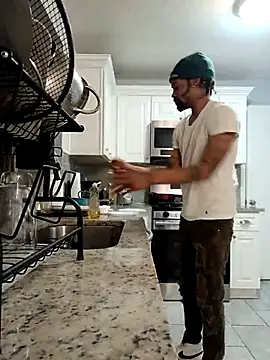 1BeautyN1Beast online show from February 14, 4:58 am