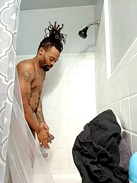 1BeautyN1Beast online show from February 18, 6:15 am