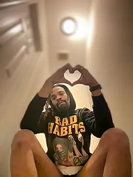 1BeautyN1Beast online show from November 29, 4:15 am