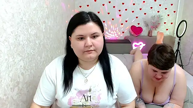 BeckyAndHellen online show from February 23, 5:18 pm