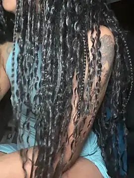 Shuggabutt online show from April 4, 4:11 am