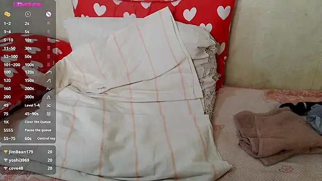Snapshot of RoseStarr chatting on March 9, 11:46 pm RoseStarr online show from March 9, 11:46 pm