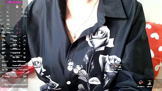 Snapshot of RoseStarr chatting on March 19, 12:15 am RoseStarr online show from March 19, 12:15 am