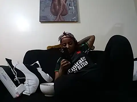 hoely grail01 online show from September 12, 7:47 pm