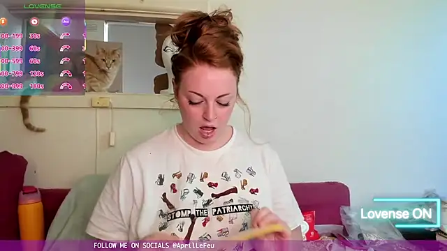 aaprill online show from December 20, 8:10 am