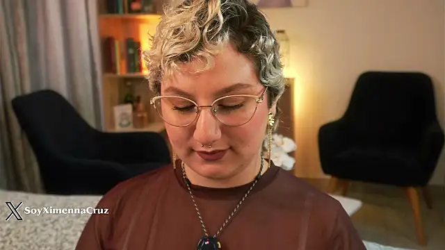 Ximenna Cruz online show from March 20, 8:57 pm