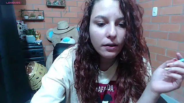 Snapshot of alexia_87 chatting on October 25, 4:31 am alexia 87 online show from October 25, 4:31 am