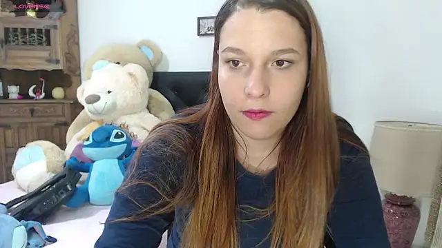 Snapshot of alexia_87 chatting on February 12, 1:55 am alexia 87 online show from February 12, 1:55 am