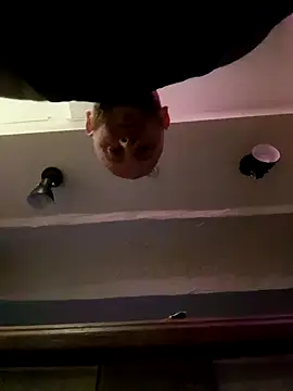 Snapshot of RomWoolf chatting on February 1, 12:29 am RomWoolf online show from February 1, 12:29 am