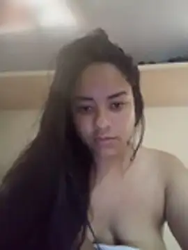 Snapshot of EAAM1 chatting on October 20, 4:24 am EAAM1 online show from October 20, 4:24 am