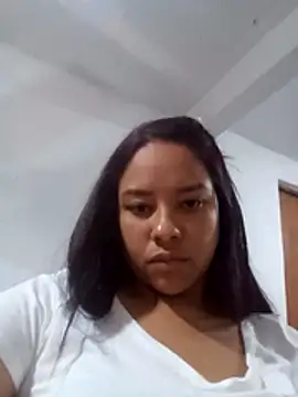 Snapshot of EAAM1 chatting on October 25, 12:40 am EAAM1 online show from October 25, 12:40 am