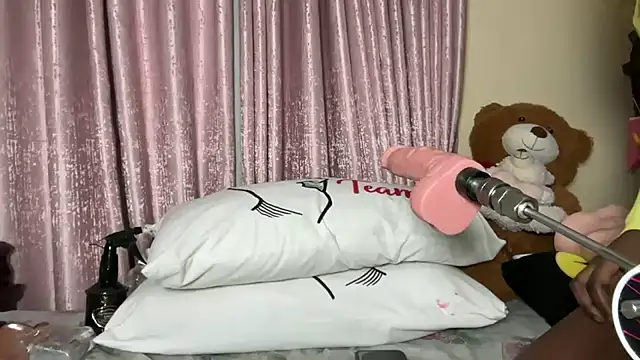 SexyAudreyFuck online show from September 11, 10:54 pm