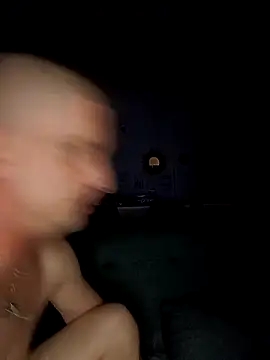 Snapshot of leplaisirdudesir chatting on October 1, 9:43 pm leplaisirdudesir online show from October 1, 9:43 pm