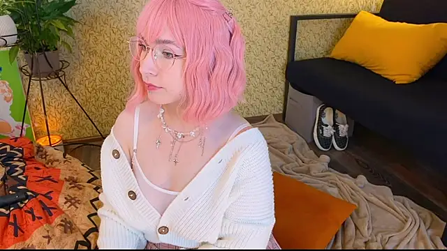 EmmyAmbros online show from September 11, 11:43 am