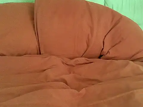 Snapshot of stellamarina85 chatting on November 5, 9:42 am stellamarina85 online show from November 5, 9:42 am