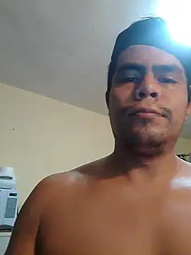Snapshot of lozter345 chatting on May 8, 10:04 pm lozter345 online show from May 8, 10:04 pm