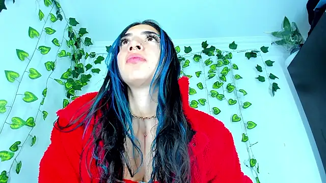 SaturnooStonee online show from December 3, 6:15 am