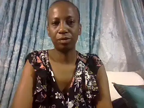 AfricanPrincesss2 online show from December 3, 10:07 pm