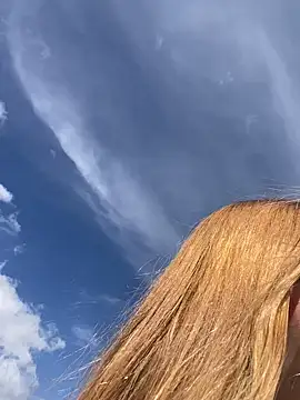 melody-dy online show from September 19, 7:47 pm