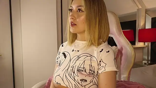 Angela Torres  online show from December 13, 8:47 pm