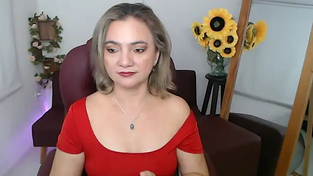 Snapshot of ana_milf chatting on June 19, 1:37 pm ana milf online show from June 19, 1:37 pm