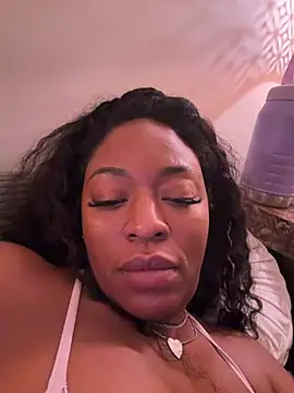 Snapshot of PenelopeZea chatting on March 1, 10:06 am PenelopeZea online show from March 1, 10:06 am