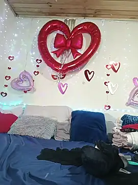 Snapshot of celestehot707rs chatting on March 15, 4:07 am celestehot707rs online show from March 15, 4:07 am