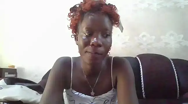 Snapshot of sexy_butty_ chatting on January 8, 12:26 pm sexy butty online show from January 8, 12:26 pm