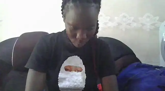 Snapshot of sexy_butty_ chatting on January 18, 11:32 am sexy butty online show from January 18, 11:32 am