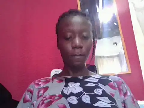 Snapshot of sexy_butty_ chatting on January 26, 8:03 am sexy butty online show from January 26, 8:03 am