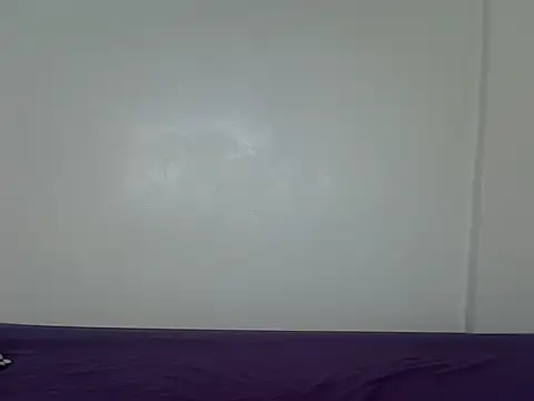 laetitia  online show from October 19, 10:38 am