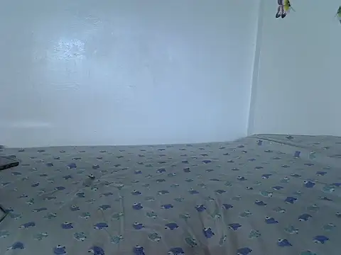 laetitia  online show from January 10, 11:31 pm