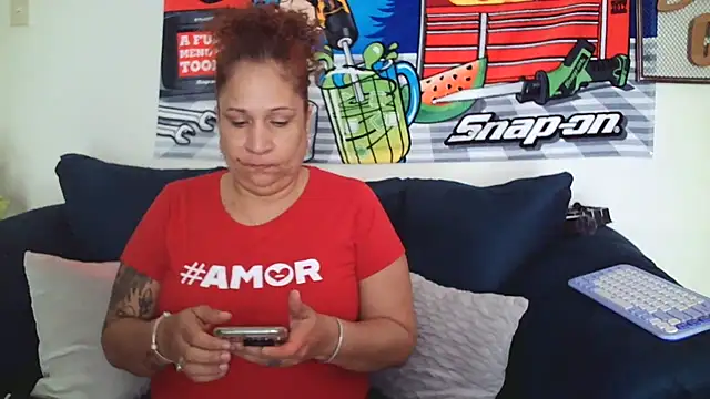 Snapshot of ladycreamypr2 chatting on June 20, 3:04 pm ladycreamypr2 online show from June 20, 3:04 pm