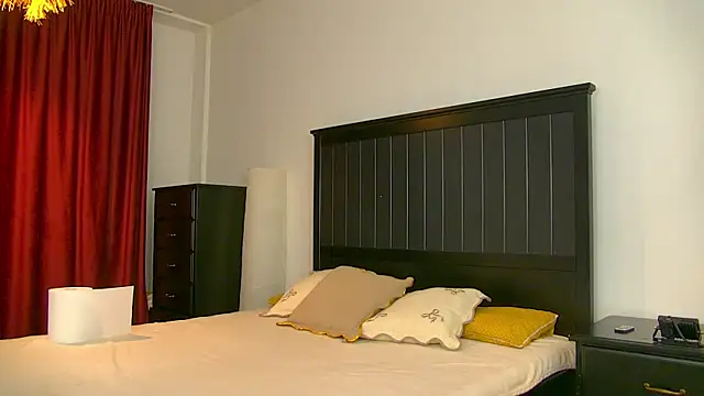 Yanira Muslim online show from April 4, 3:49 am