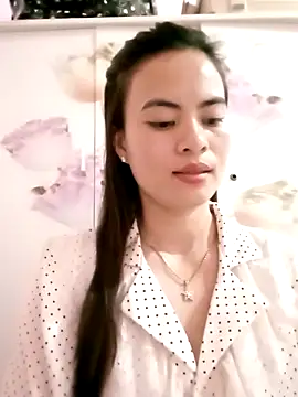 NgocQuyen2K online show from March 23, 8:04 am