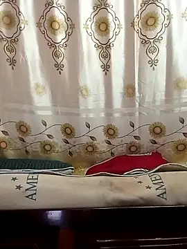 NgocQuyen2K online show from November 24, 10:09 pm