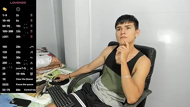 Jacobb Lee online show from January 15, 8:48 pm