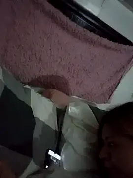 allissonw13 online show from March 8, 7:49 am