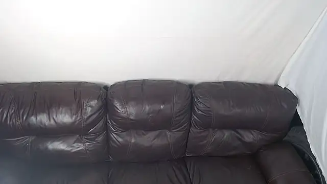 allissonw13 online show from November 18, 10:47 pm