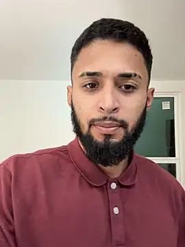 Snapshot of Mdbeveryda chatting on November 10, 5:39 am Mdbeveryda online show from November 10, 5:39 am